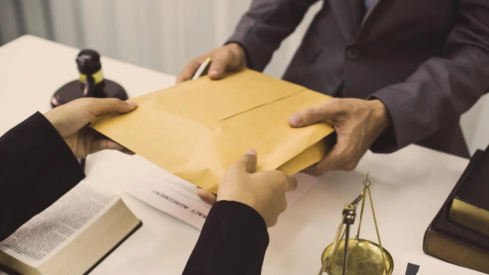 Buntut Gagal Bayar Investree, Nasabah Fintech Harus Pahami Dasar Hukum Ini