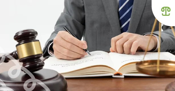 Bisa Makin Efisien, Ini Manfaat Retainer Lawyer untuk Perusahaan