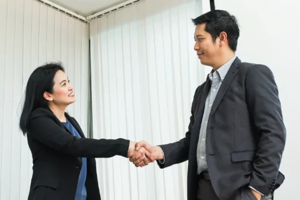 Pemindahan Kepemilikan Perusahaan: Jenis, Prosedur, dan Ancaman Risikonya