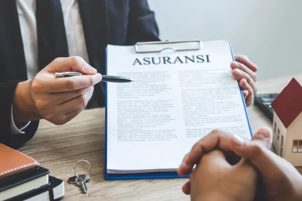 Dasar Hukum Asuransi di Indonesia: Pengertian, Jenis, dan Regulasi