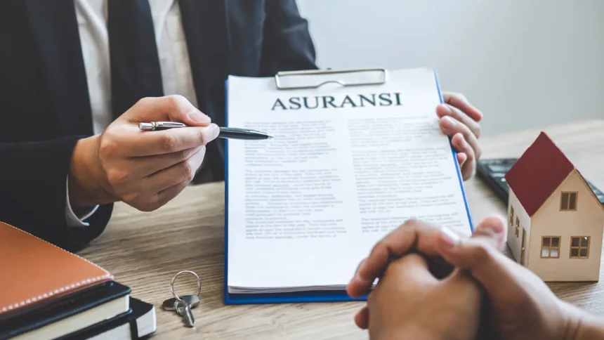 Dasar Hukum Asuransi di Indonesia: Pengertian, Jenis, dan Regulasi