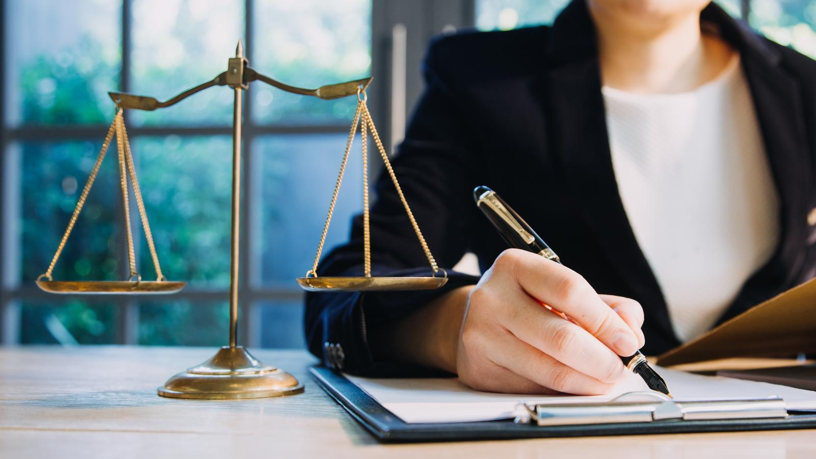 Memahami Lex Superior, Lex Specialis, dan Lex Posterior