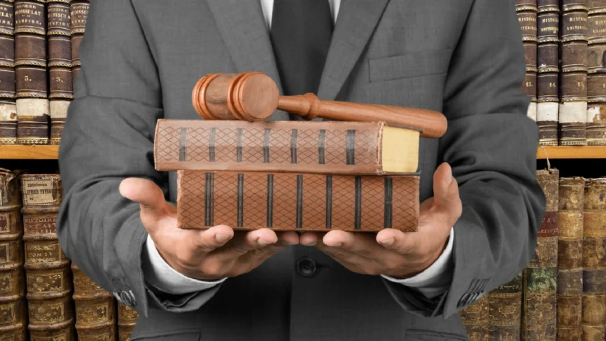 peran pengadilan dalam penegakan hukum perdata