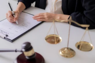 klausul kontrak bermasalah